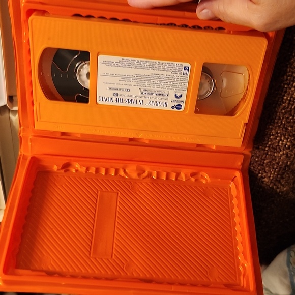 VHS TAPE - Picture 3 of 6